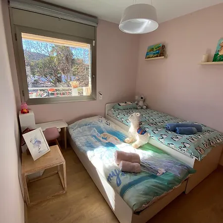 Piso En Puerto Platja De Aro Платья-де-Аро